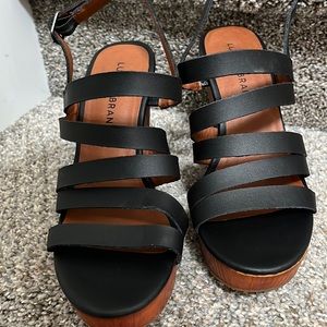 Womens Lucky Brand wedge shoe, size 7